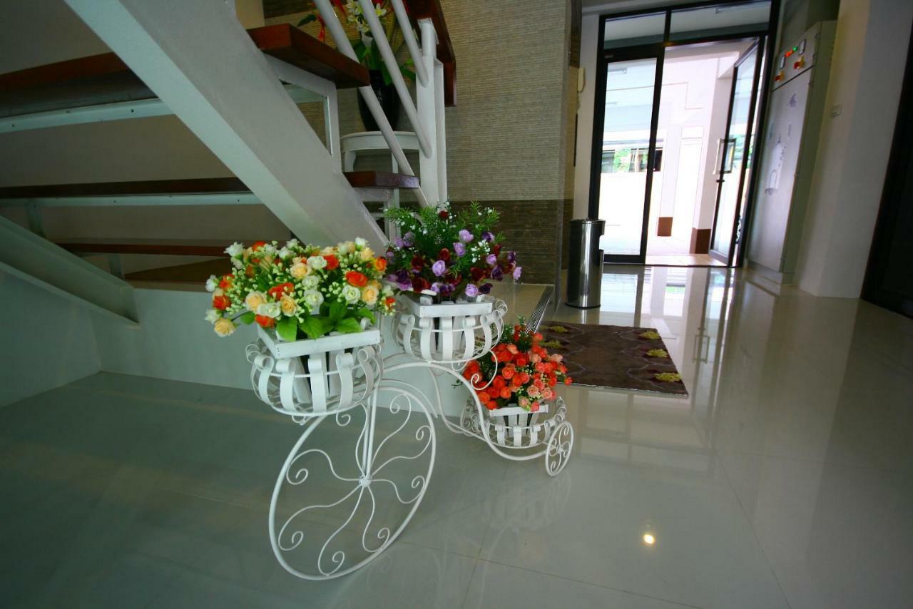 At Home Phetkasem Bangkok Dış mekan fotoğraf